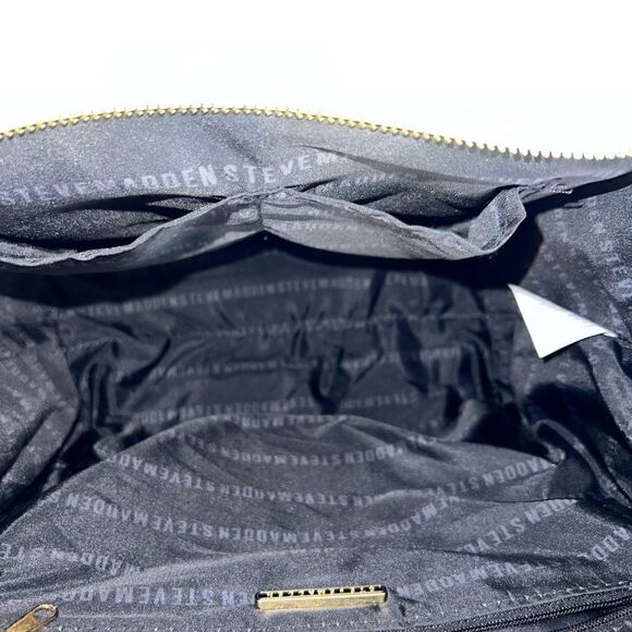 Steve Madden Tote - Picture 7 of 7